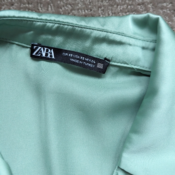 Zara flowy satin button down - Picture 4 of 5